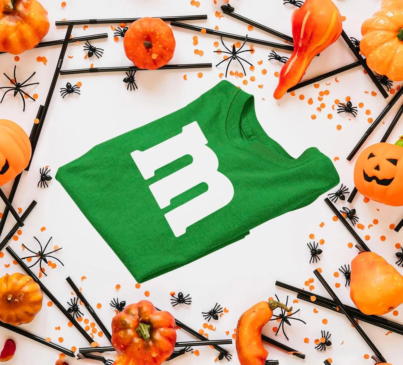 Veracco Letter M Halloween Costumes Youth T_Shirt Funny Halloween Team Group T-Shirt